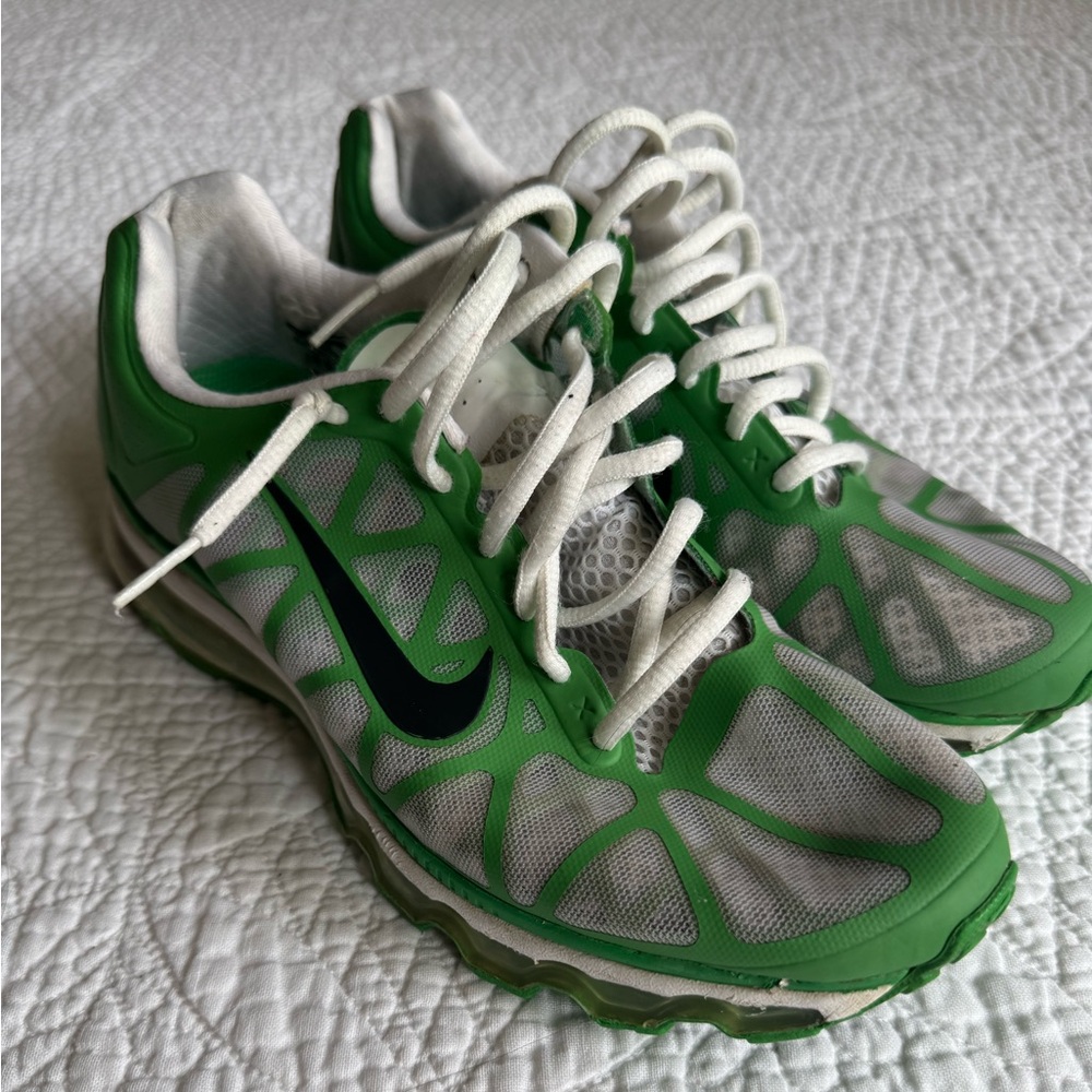 Nike Air Max 2011